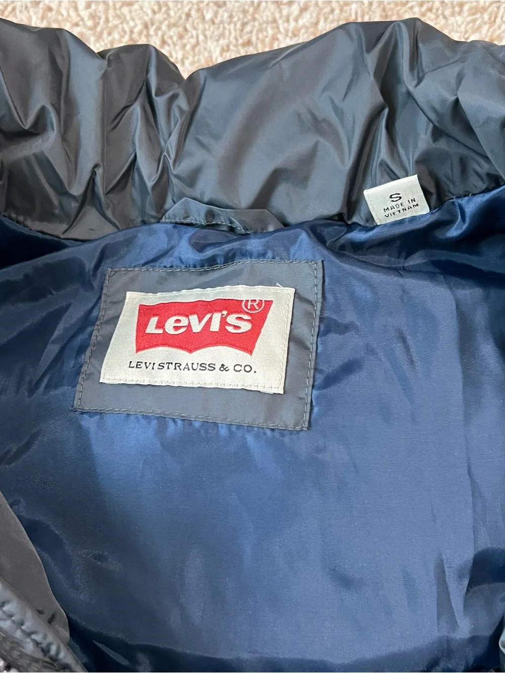 Levi's Black Quilted Puffer Jacket Small